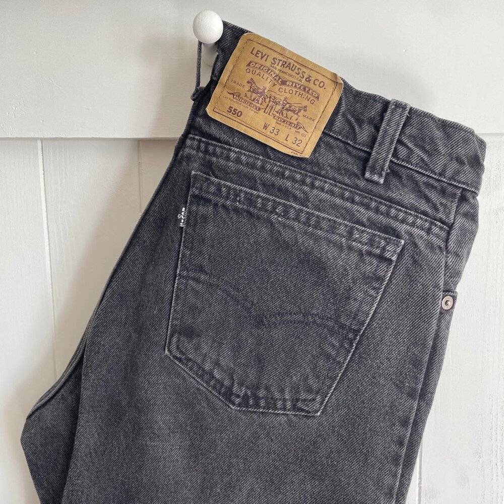 Vintage 1990s USA Levi's 550 Jeans 32 x 30 Black